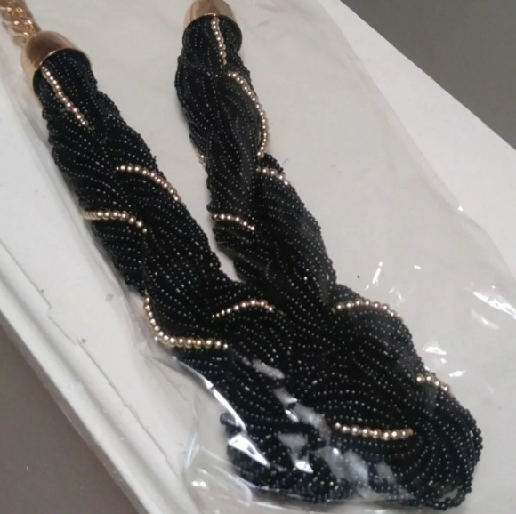 Bead Thread Necklace Set - Picture 3 of 4